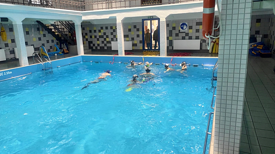 Hokej pod wodą Walenie Siemianowice Śląskie Trening 5 XI 2022. Koniec Walenia czyli Amatorska Liga Hokeja Pod Wodą